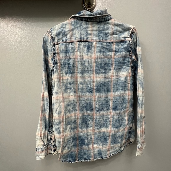 Art class button down shirt size large - Picture 3 of 4